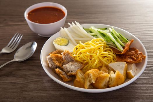 Mee Rojak is Malaysia Indian food of noodle with peanut sauce. One of very famous food in asia.