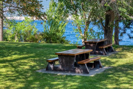 Recreation area with beautiful overview of the lake and mountains.