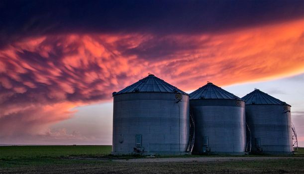 Ominous Storm Clouds Prairie Summer Rural Susnet