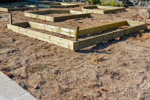 Laying out of garden beds on front yard