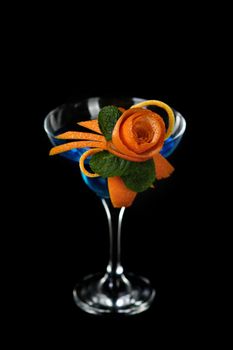 Art in orange- fruits carving. How to make to citrus garnish design for a drink. 