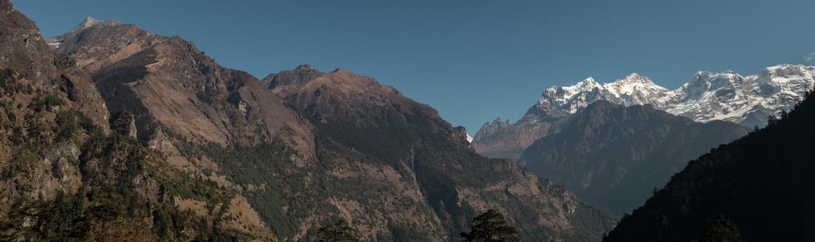 Panorama of nepalese mountain ranges along Annapurna circuit, Himalaya, Nepal, Asia