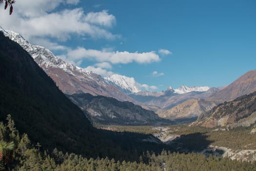 Mountains trekking Annapurna circuit, Marshyangdi river valley, Humde, Himalaya, Nepal, Asia