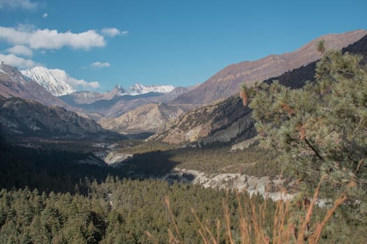 Mountains trekking Annapurna circuit, Marshyangdi river valley, Humde, Himalaya, Nepal, Asia