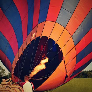 Preparation for the start of the hot air balloon.