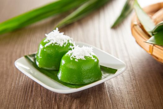 Kuih kosui, traditional Malaysian Nyonya sweet cake. It is best eaten with freshly grated coconut.