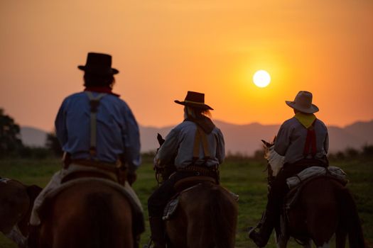 Life in the Outback, The country cowboy experience and Living in the Great Outdoors.