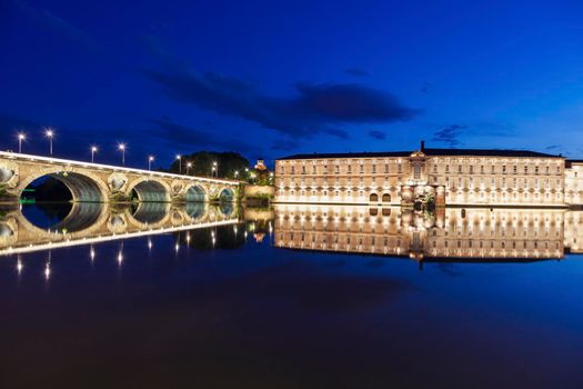 Pont-Neuf in Toulouse. Toulouse, Occitanie, France.