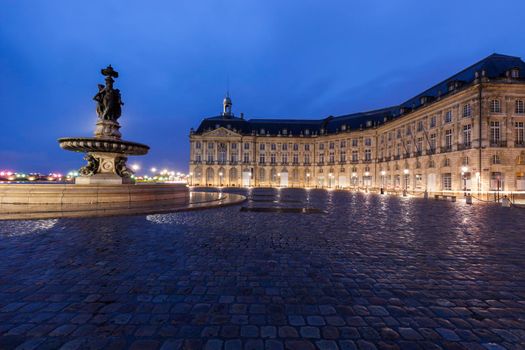 Fontaine des Trois Graces on Place de la Bourse in Bordeaux. Bordeaux, Nouvelle-Aquitaine, France.