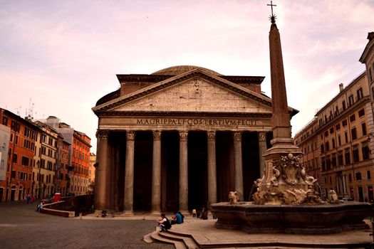 May 14th 2020, Rome, Italy: View of the Pantheon closed without tourists due to phase 2 of the lockdown