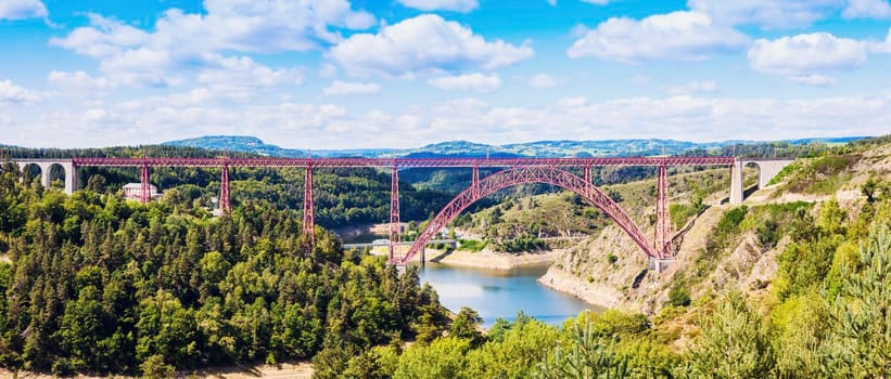 Garabit viaduct over River Truyere. Ruynes-en-Margeride, Auvergne-Rhone-Alpes, France.