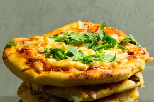 Delicious little pizza;