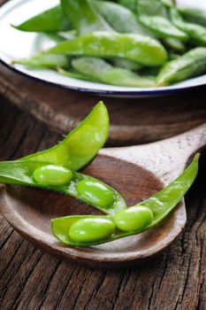 edamame soybeans, boiled green soybeans