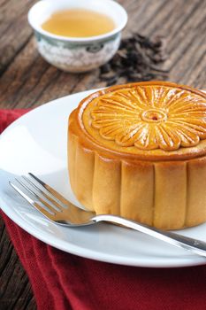 Mooncake, Chinese Mid-autumn festival dessert