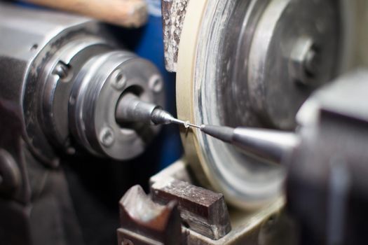 The machine for diamond cutting,Industrial diamond manufacturing