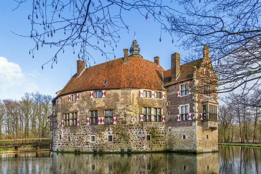 Vischering Castle in Ludinghausen, North Rhine-Westphalia is the most typical moated castle in the Munster region of Germany