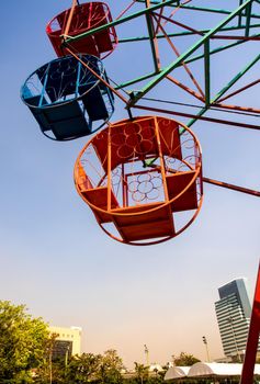 Steel basket and steel structure of ferris wheel