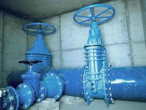 City potable water pipeline in concrete shafts with 500mm Gate valve, 250mm armature  branch.  The dring water service and Water network maintenance. 