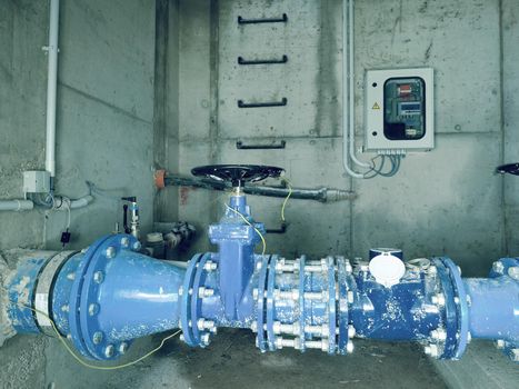 City water pipeline, water supply company. Underground concrete shafts with 500mm Gate valve, 250mm armature  branch.  The dring water service and Water network maintenance. 