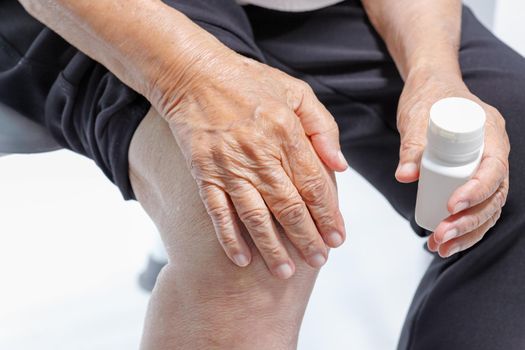 Knee Pain, Functional Impairment in Elderly