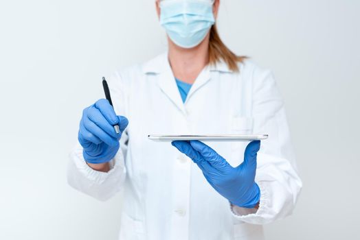Demonstrating Medical Techology Presenting New Scientific Discovery