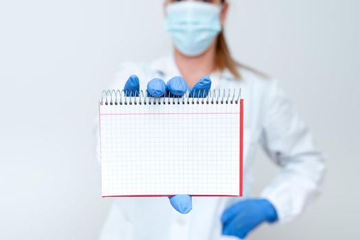 Demonstrating Medical Ideas Presenting New Scientific Discovery