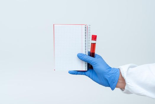 Studying Toxic Virus Analyzing Viral Discovery New Laboratory Experiment
