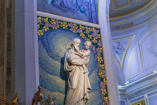 PARIS, FRANCE, SEPTEMBER 08, 2016 : interiors and details of Chapel of Our Lady of the Miraculous Medal, september 08, 2016, in Paris, France