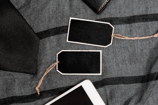 Smartphone Voice And Video Calls, Displaying Pocket Contents