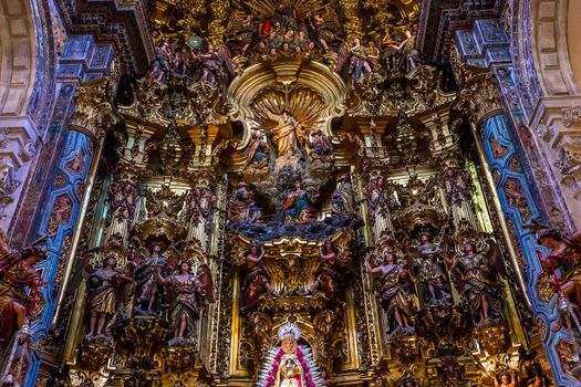 SEVILLE, ANDALUSIA, SPAIN, MAY, 21, 2017 : interiors  of  El Salvador church, may 21, 2017, in Seville, andalusia, spain