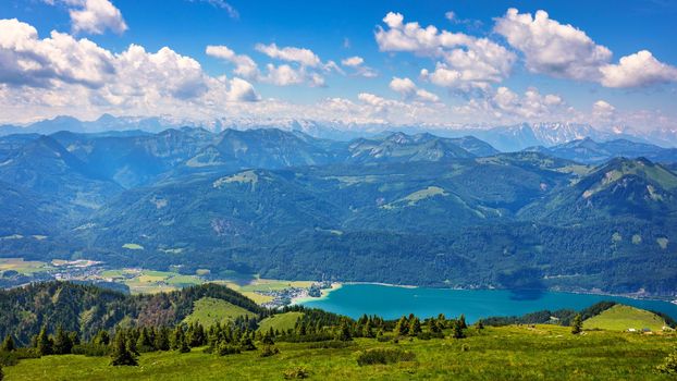 Schafberges aufgenommen, Mountain landscape in Salzkammergut, Upper Austria. View from Schafberg peak to Mondsee, Austria. Himmelspforte Schafberg in Austria, between Mondsee and Wolfgangsee lakes.