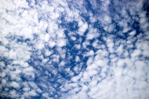 Photo shoot of the composition of the clouds in a blue sky 