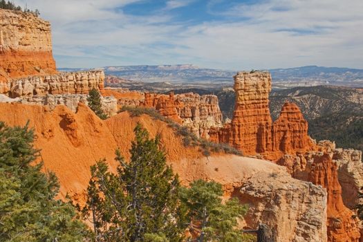 View over Bryce Canyon from The Natural Bridge