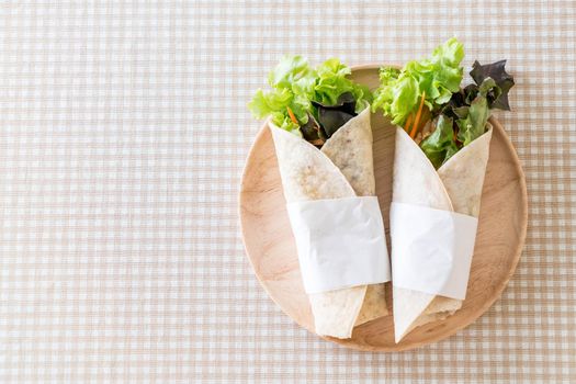 wrap salad roll on the table