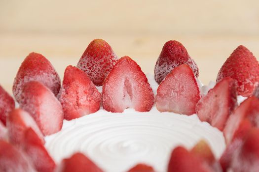 sweety strawberry delight ice-cream cake